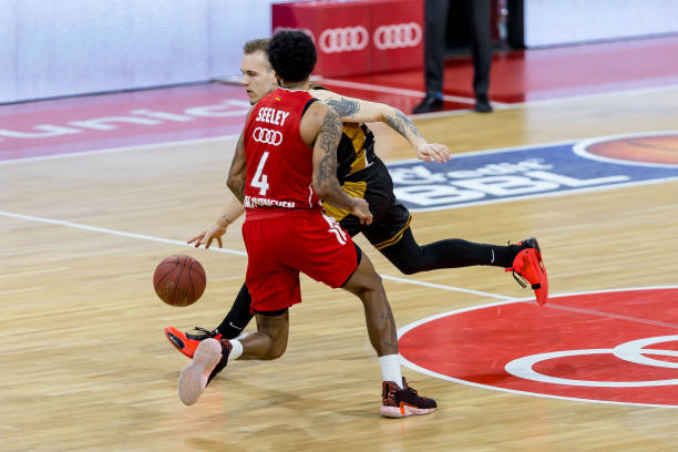 我可以帮你 我可以帮你